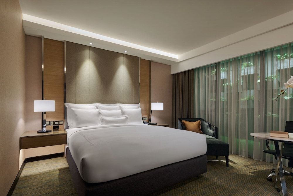 JW Marriott Kuala Lumpur Superior Room, 1 King Bed 2