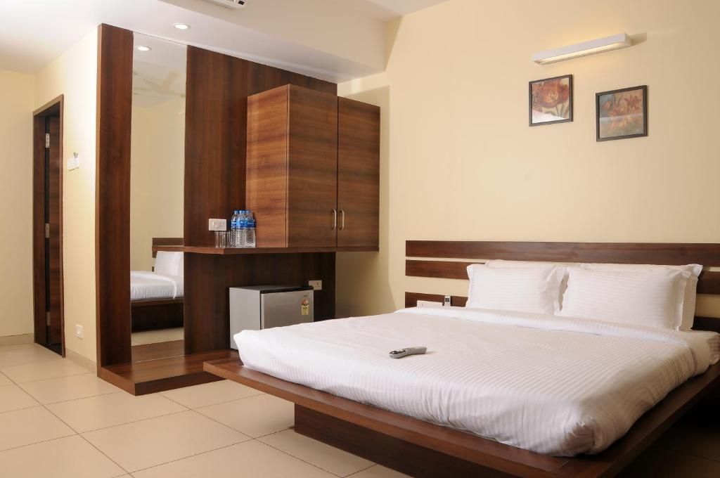 Hotel 3 Leaves Standard Double Room
