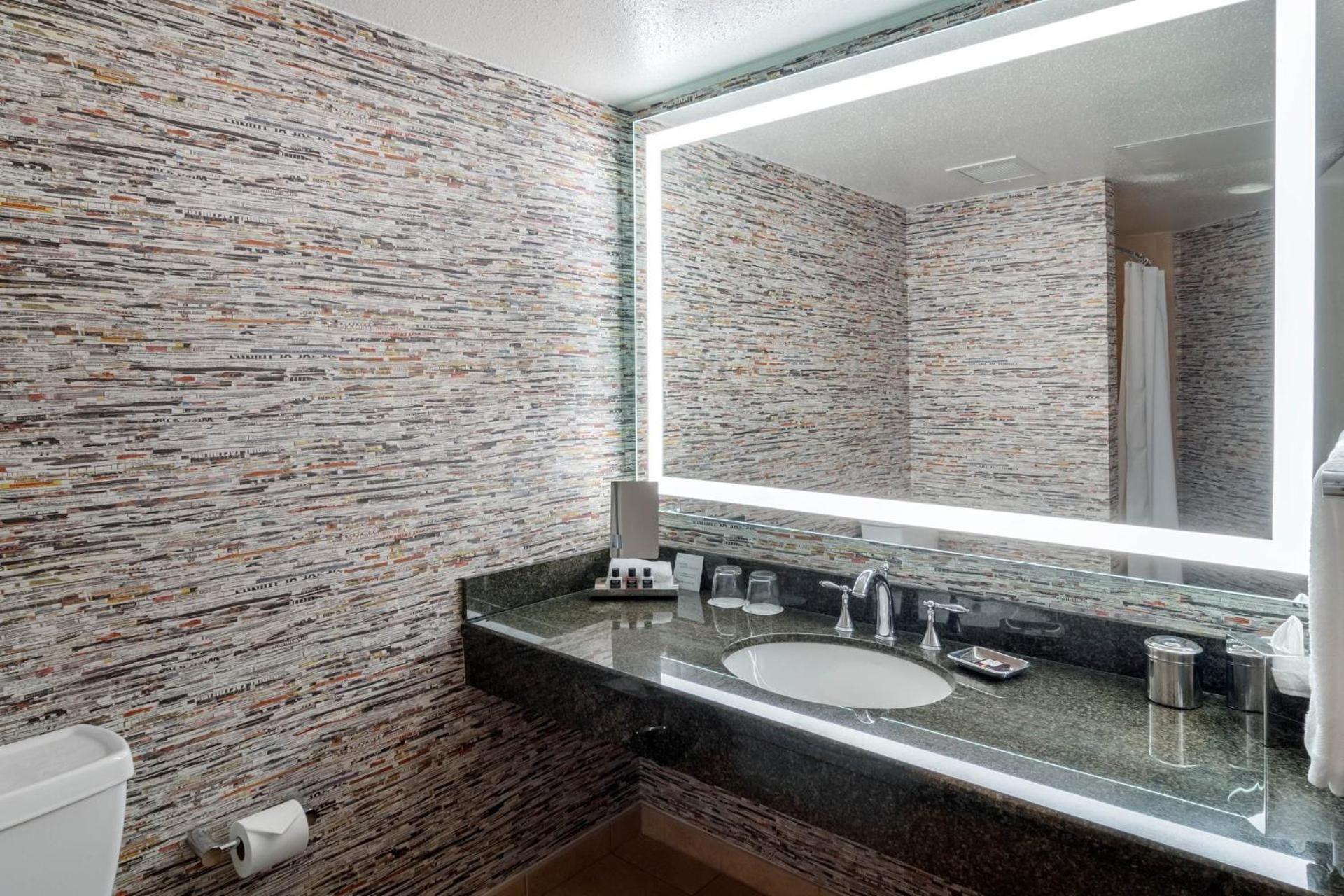 undefined Omni Atlanta Hotel at Centennial Park 4