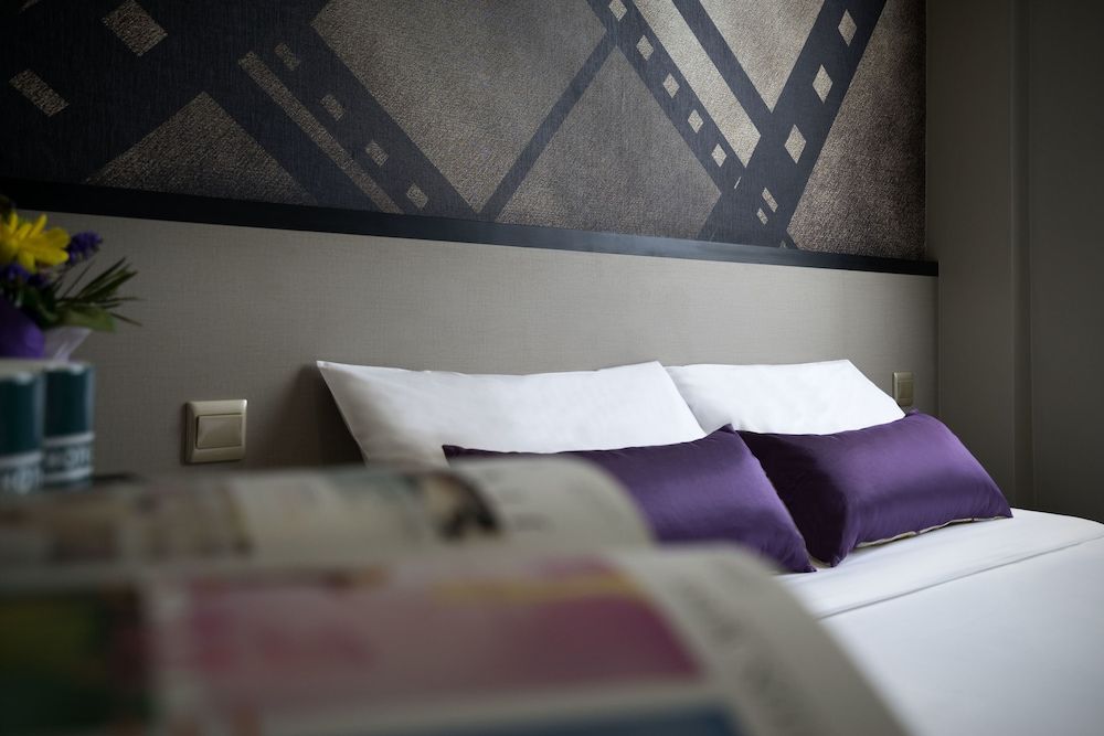 undefined Hotel 81 Premier Hollywood 6