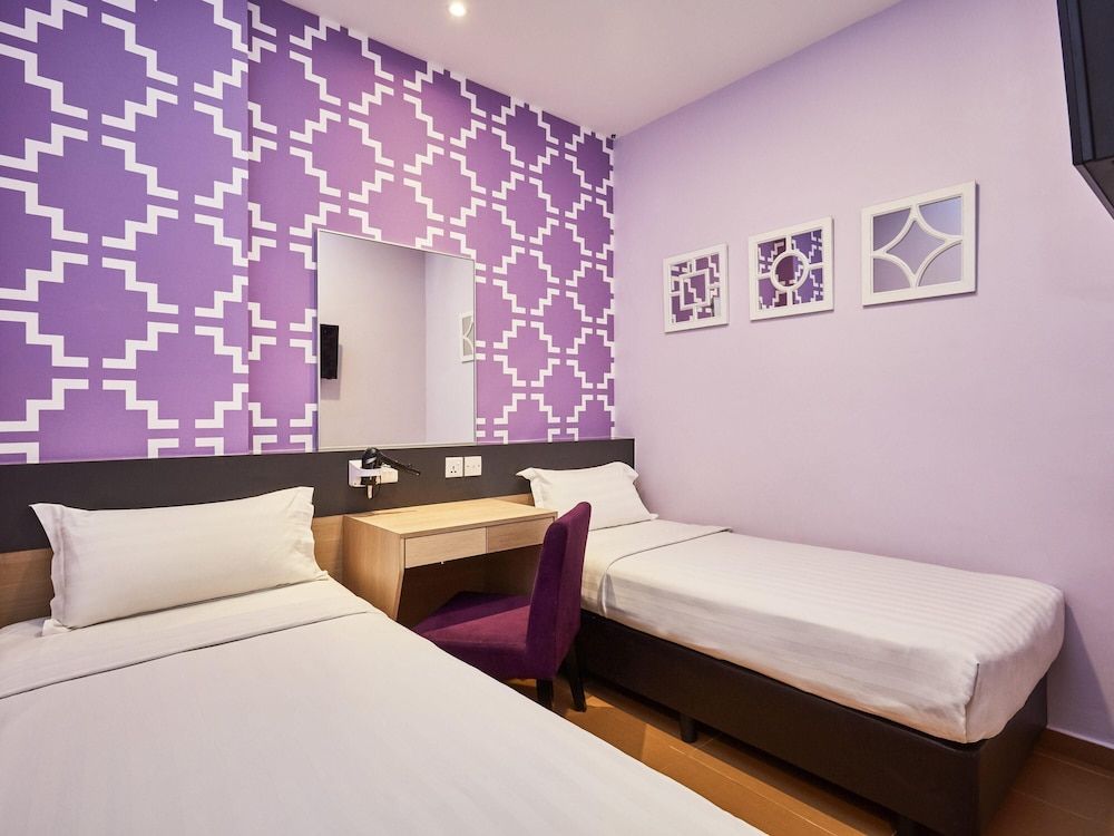 ibis budget Singapore Joo Chiat Standard Room, 2 Twin Beds 3