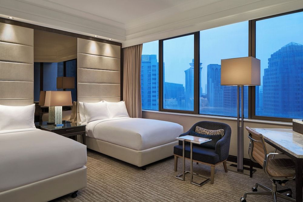 Singapore Marriott Tang Plaza Hotel Deluxe Room, 2 Twin Beds 2