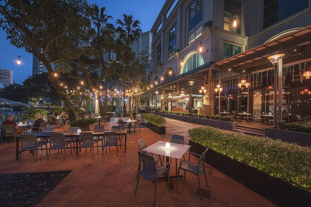 undefined Grand Copthorne Waterfront 4