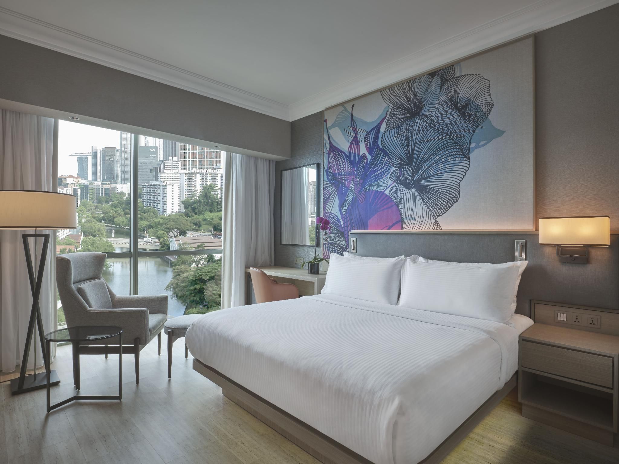 Grand Club Waterfront King (Newly renovated room)