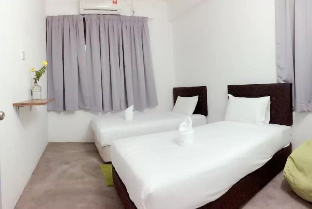 House, 4 Bedrooms