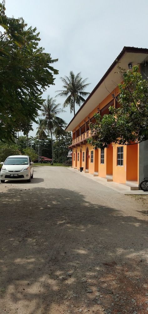 undefined Inapan Aishah 2