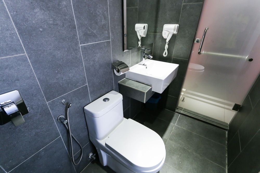 Hotel 99 - Kota Kemuning Superior Twin Single 4