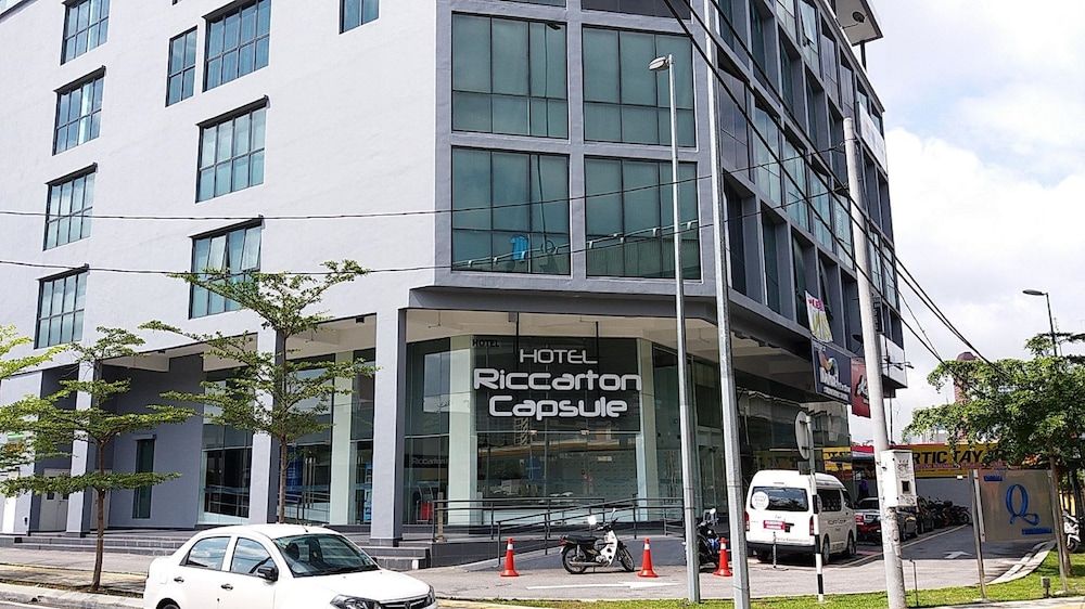 undefined Riccarton Capsule Hotel 5