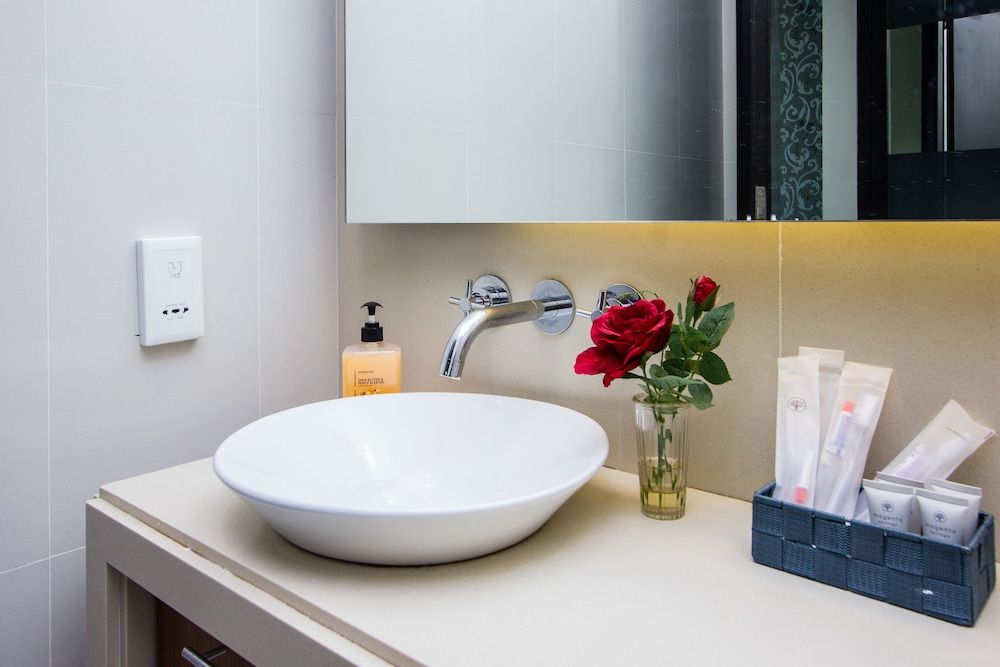 Profolio Straits Quay Exclusive Condo, 2 Bedrooms, Sea View 20