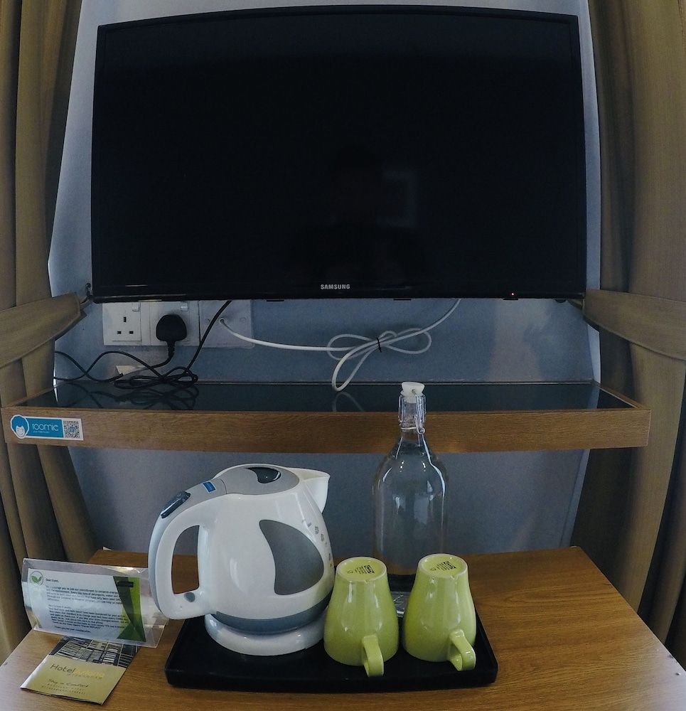 Hotel Ariana Iskandar Family Room 5