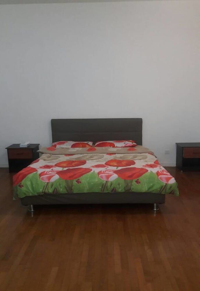 undefined NS Elegant Dwelling Idaman Residence 4