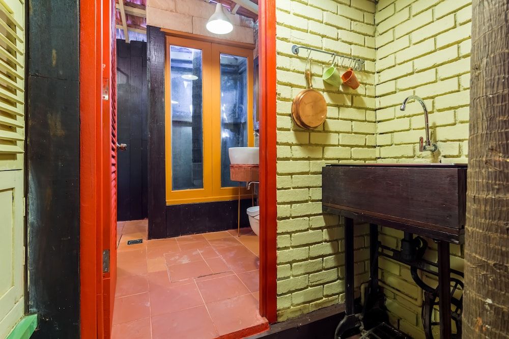 Ellina's Staycation Classic House KL Loft (Heritage) 6