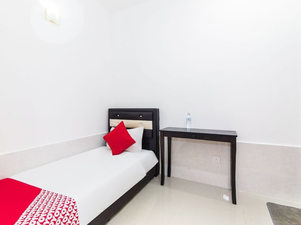 undefined OYO 414  Adiff Palace Hotel 10