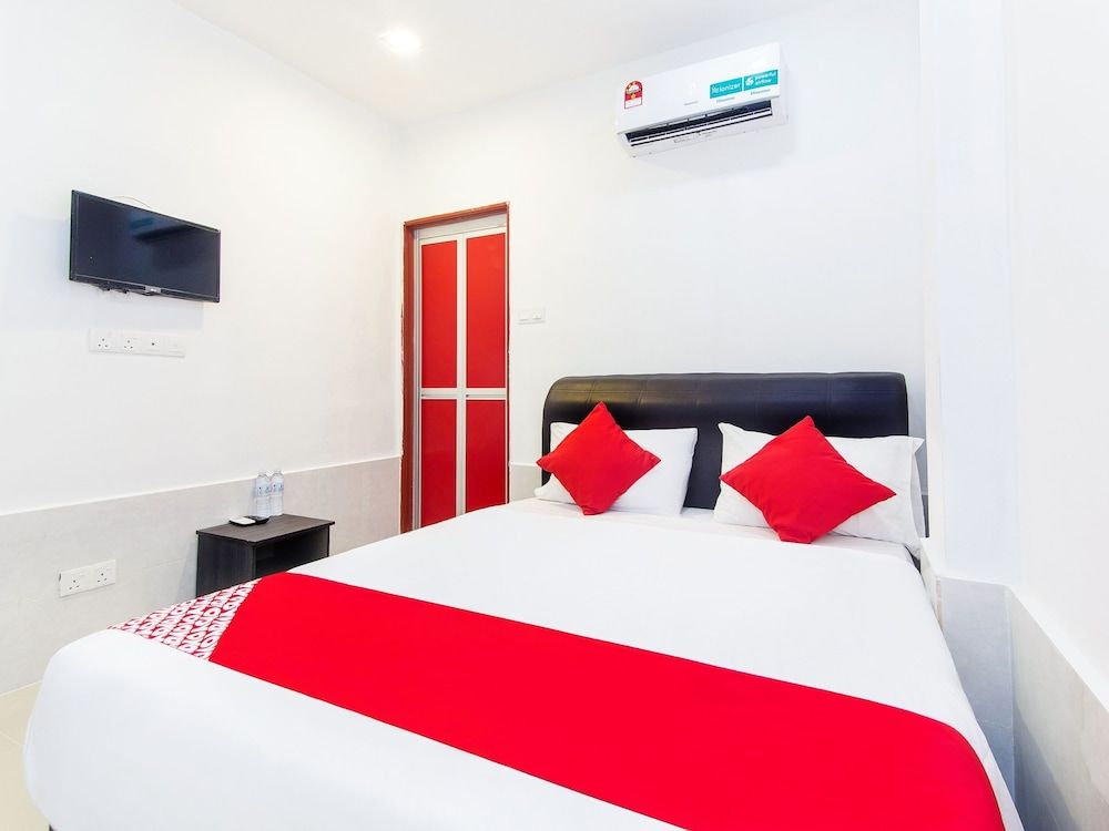 undefined OYO 414  Adiff Palace Hotel 5