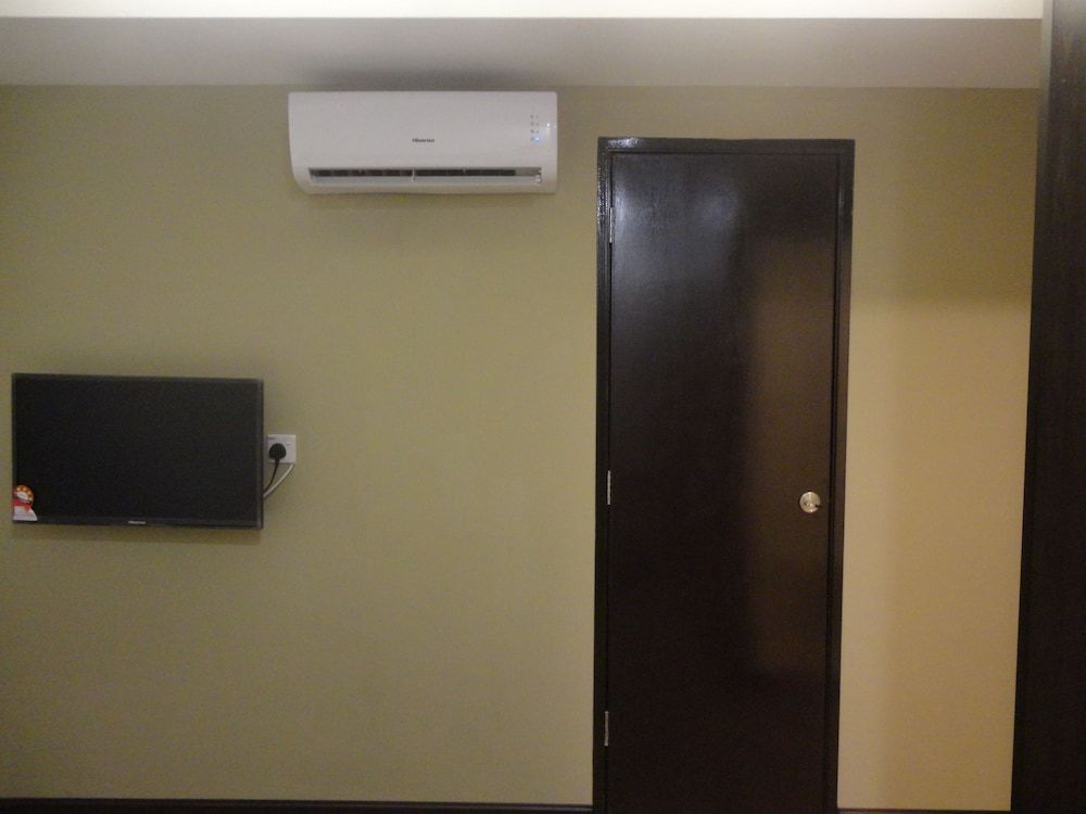 Hotel Portview Standard Room 5