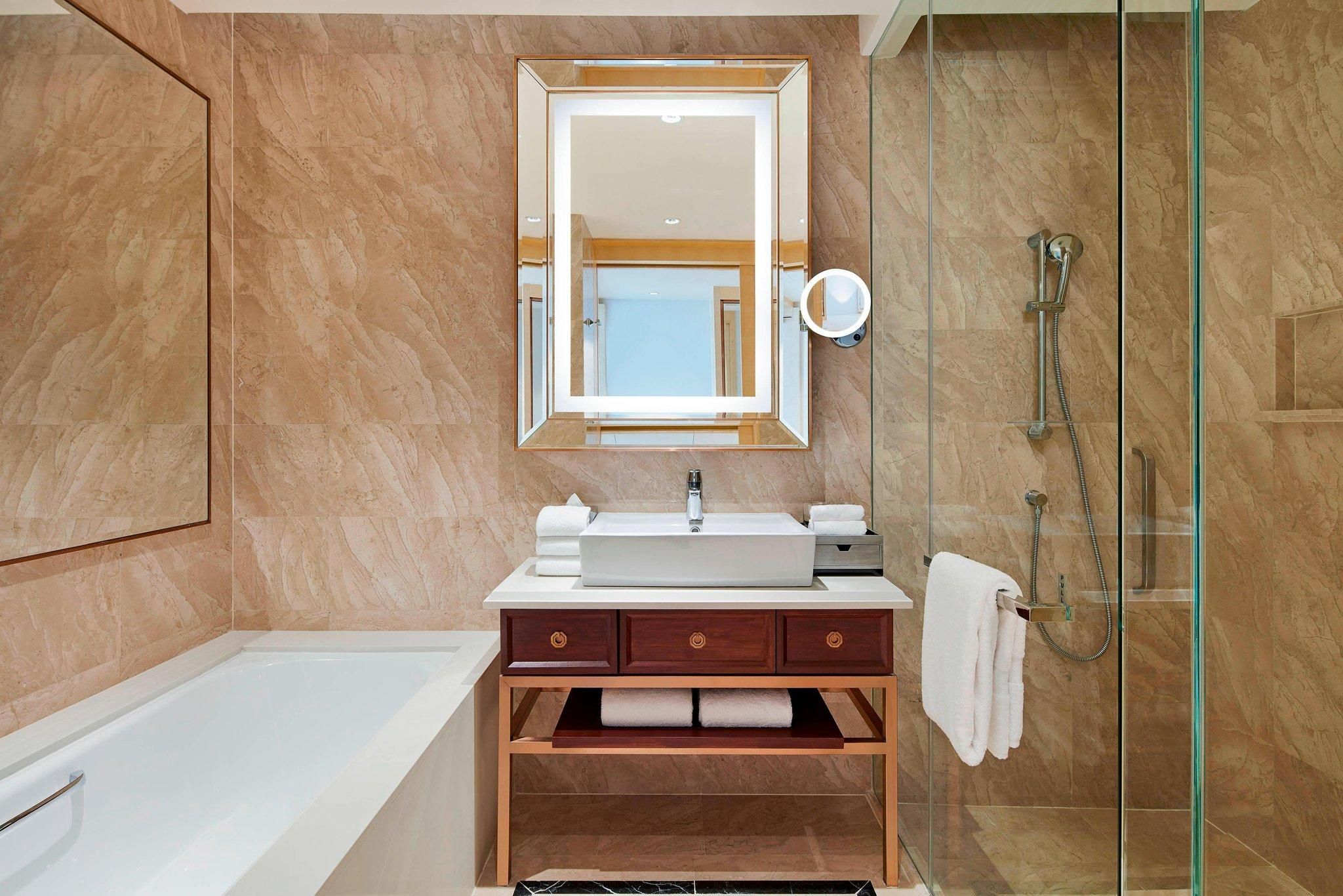 Guest Room, 2 Twin, High Floor