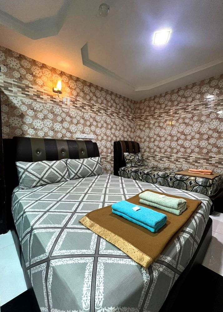 New Wave Hotel Kajang Triple Room 3