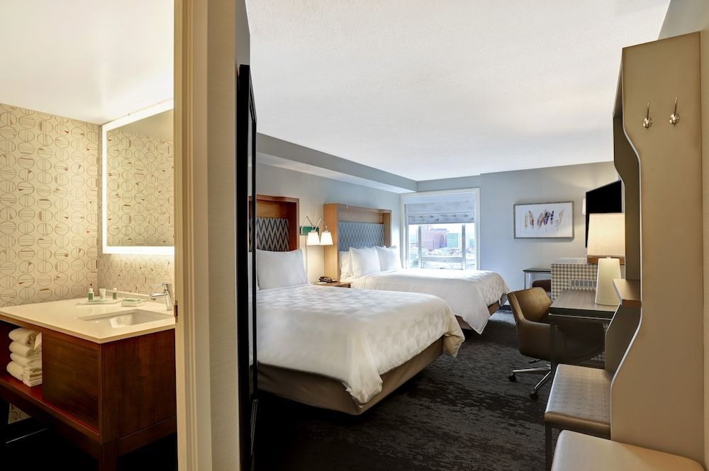 Holiday Inn Ottawa Dwtn - Parliament Hill by IHG