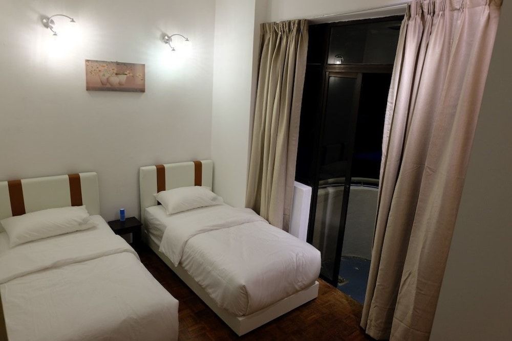 undefined Eden Seaview Condominium II