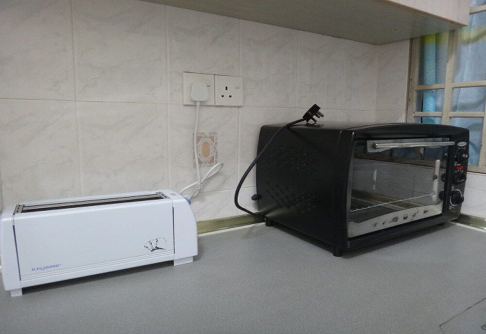 Eden Seaview Condominium II Condo, 3 Bedrooms, Pool View 17