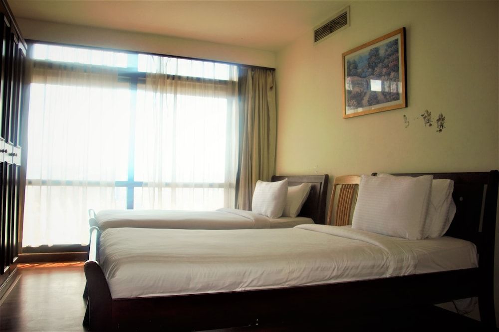 undefined Queens Service Suite at Times Square 10