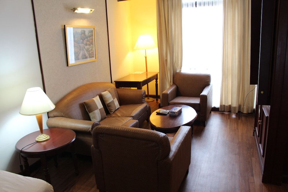 undefined Queens Service Suite at Times Square 3