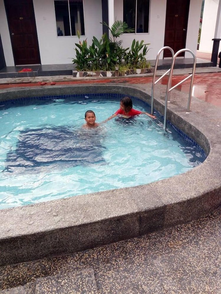 Childrens Pool