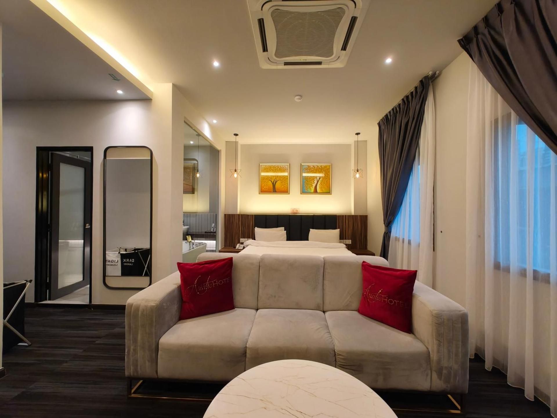 undefined Asiatic Hotel 9