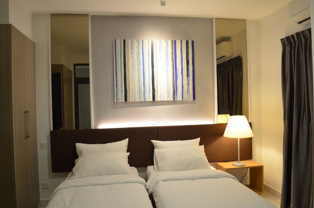 Suite, 2 Bedrooms, City View
