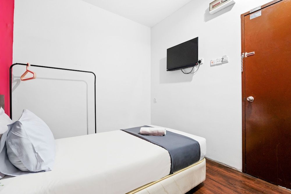 Smile Hotel Putrajaya Standard Room 4