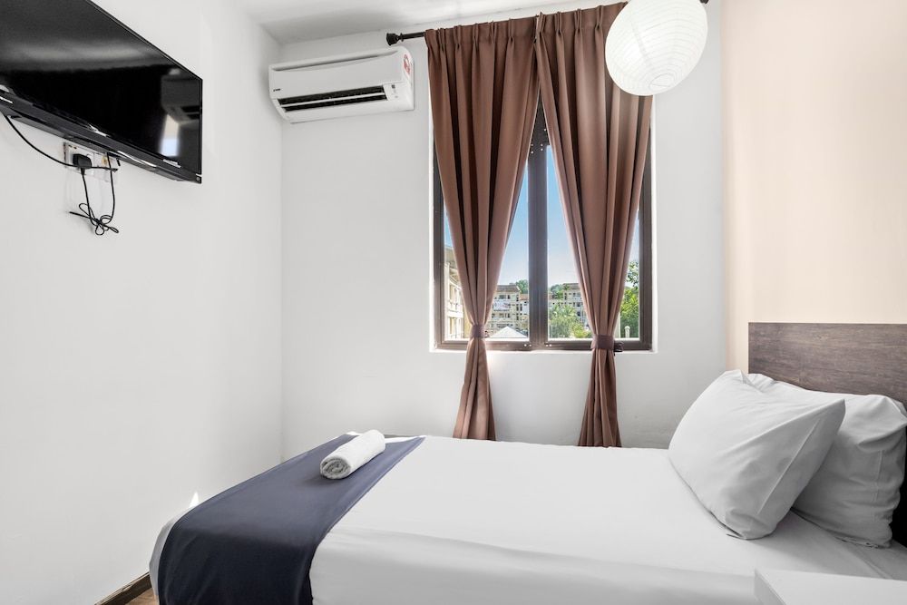 Smile Hotel Putrajaya Deluxe Room 2