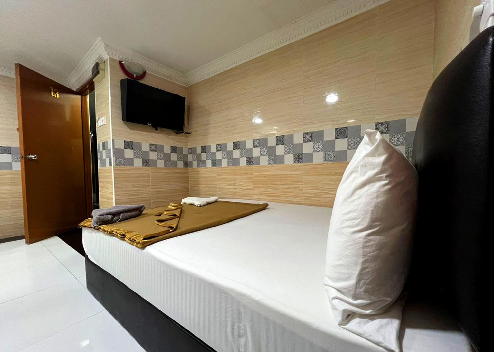Sungai Besi Hotel Triple Room 4