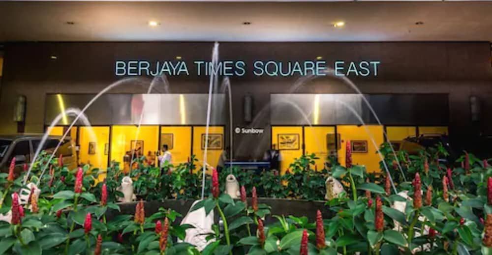 undefined Sunbow Suites