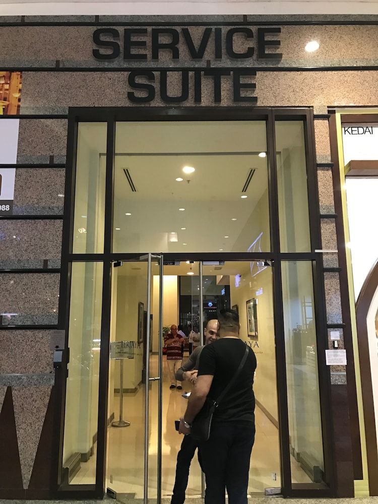 undefined Luxy Service Suites At Times Square 8