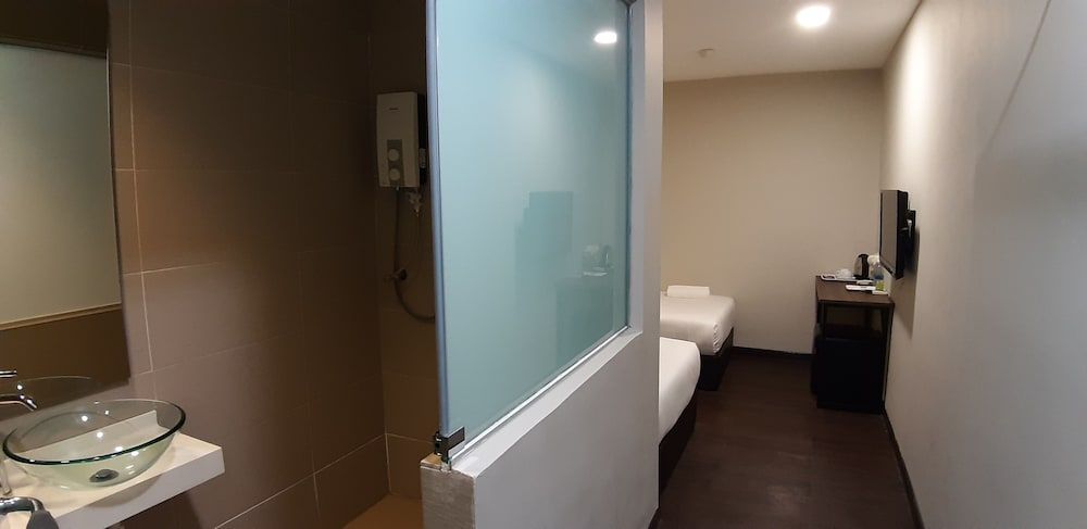 undefined MIICO Hotel @ Mount Austin 8