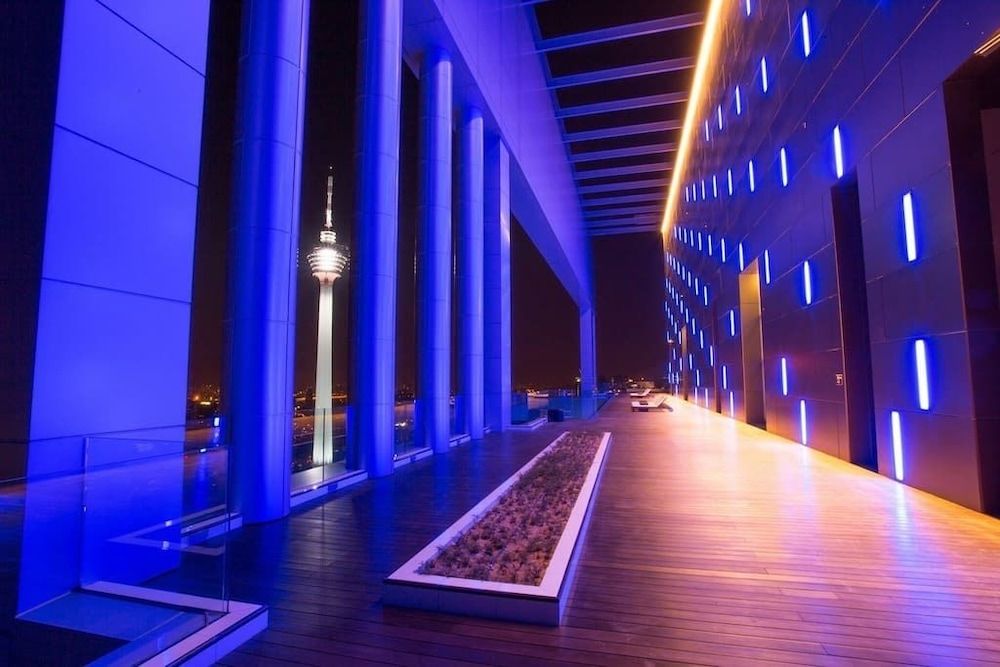 undefined Suites Infinity 6