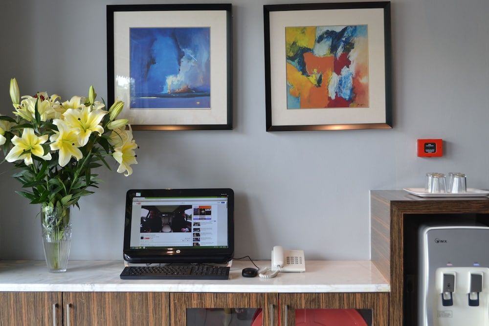In-Room Business Center