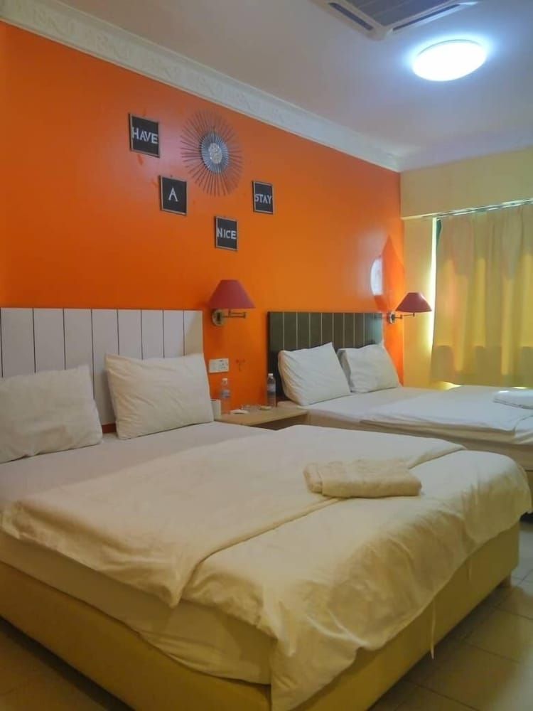 Pudu Inn Hotel Family Room 2