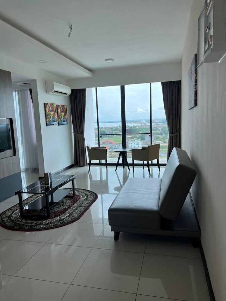 D'Wharf Hotel & Serviced Residence Executive Suite 6