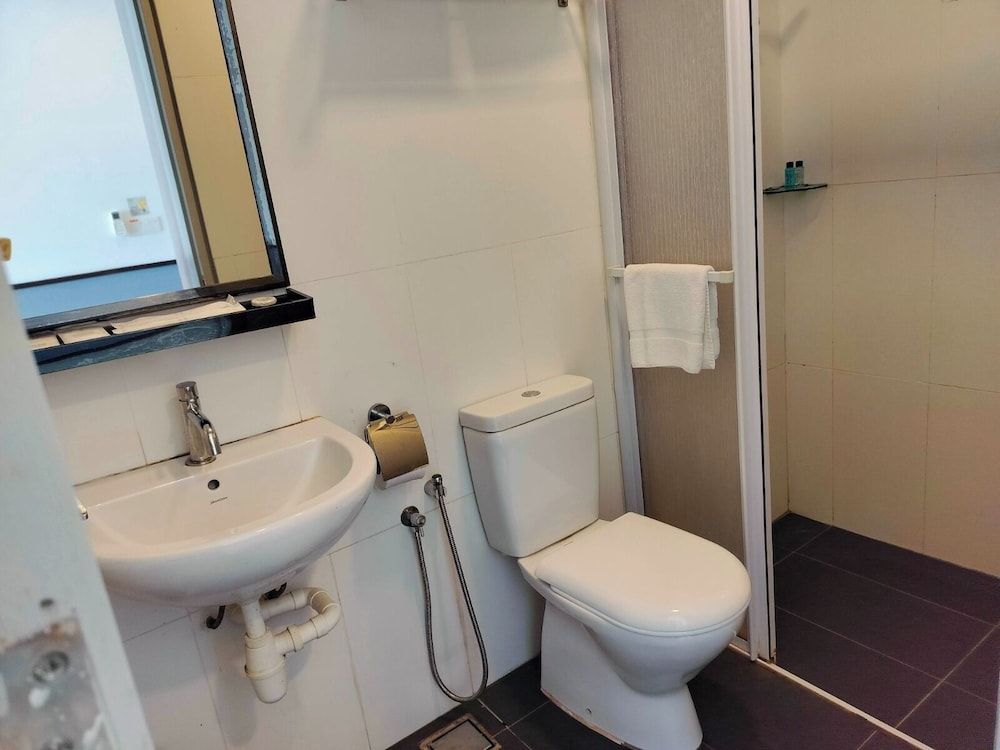 D'Wharf Hotel & Serviced Residence Superior Twin Room 11