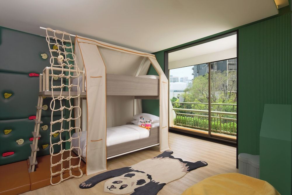 Family Suite, 2 Bedrooms, Club Access