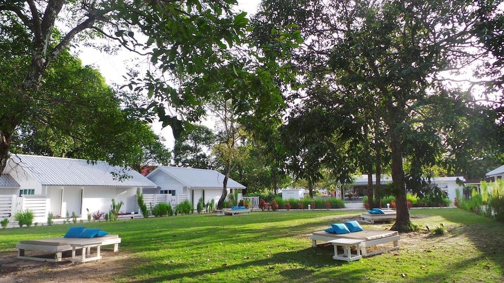 undefined La Pari-Pari 7