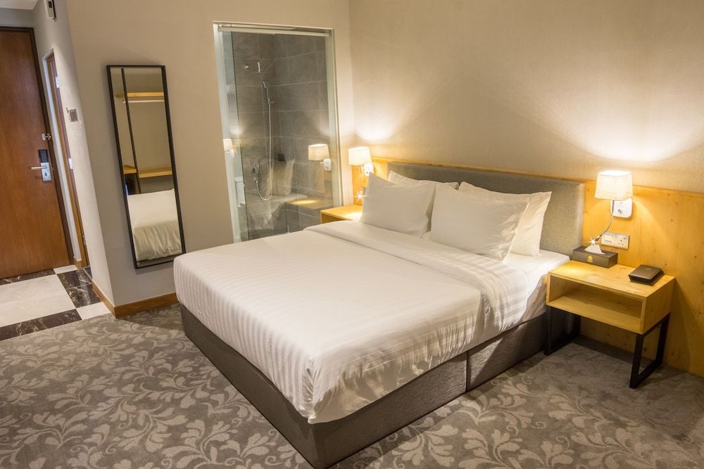 undefined Redpine Boutique Hotel 8