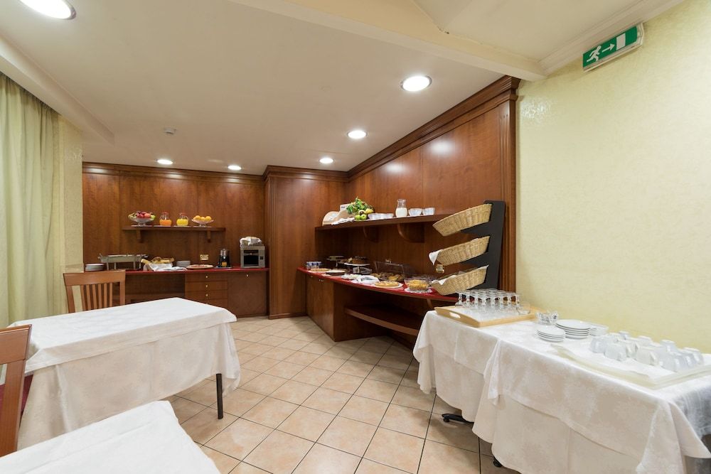 undefined Hotel Città 2000 3