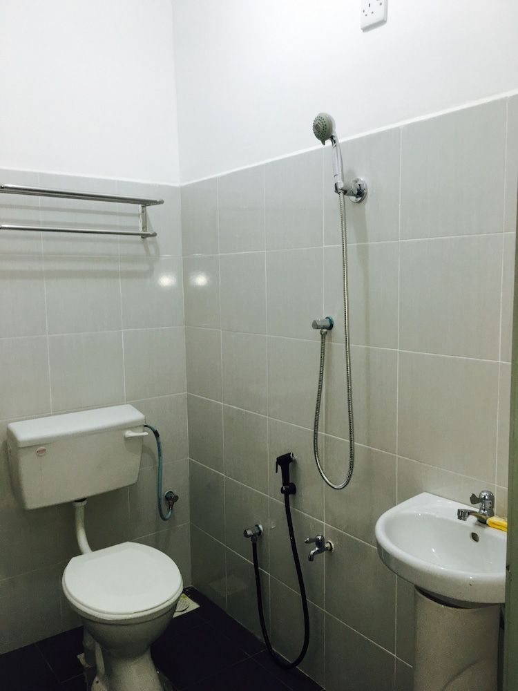 Lyaa Resthouse Standard Queen 2