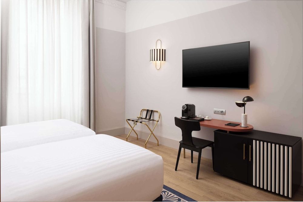 Deluxe Room, 2 Twin Beds