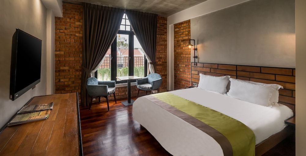 undefined Treasures Hotel and Suites 9