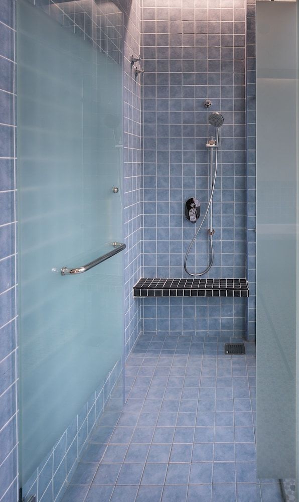 undefined Treasures Hotel and Suites 10