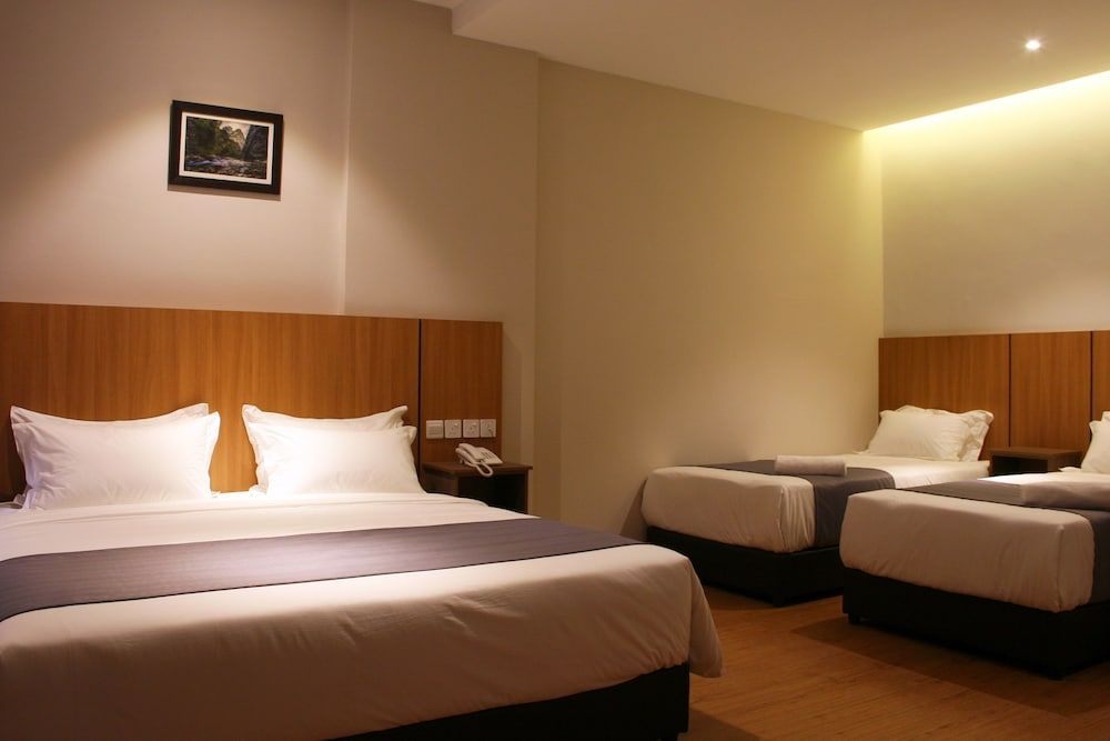 undefined Ahyu Hotel 5