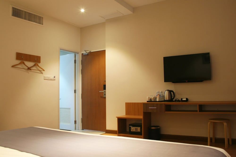 undefined Ahyu Hotel 9